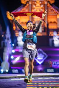 BIB: 8294
                            <button type="button" onclick="openModal(22646427)" class="btn btn-primary btn-sm float-right btn-popup" data-toggle="modal" data-target=".modal-high-quality">
                        <i class="fas fa-shopping-cart"></i> Add to Cart
                    </button>
                                            <button type="button" onclick="isThisMe(22646427, true)" class="btn btn-success btn-sm float-right btn-popup btn-isme hidden" data-toggle="tooltip" data-placement="bottom" title="นี่คือรูปของคุณใช่ไหม คลิกที่นี่เพื่อเอาเข้าอัลบั้ม">
                        <i class="fas fa-plus"></i> Add to album
                    </button>
                    <button type="button" onclick="isThisMe(22646427, false)" class="btn btn-warning btn-sm float-right btn-popup btn-isnotme hidden">
                        <i class="fas fa-ban"></i> Remove from album
                    </button>